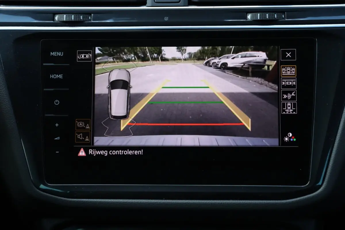 1.5 TSI / 2x R-Line / Virtual Cockpit / 150PK / Camera / Matrix LED / Keyless / 20"!