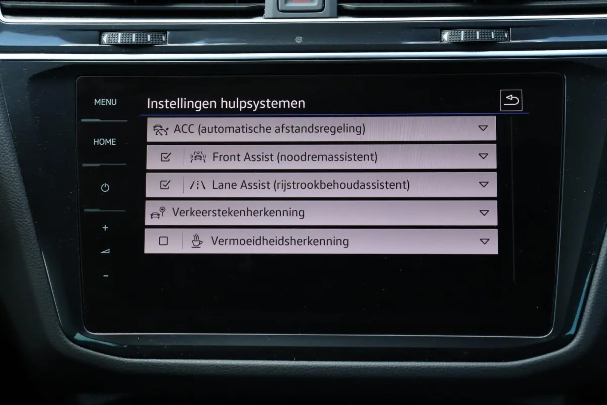 1.5 TSI / 2x R-Line / Virtual Cockpit / 150PK / Camera / Matrix LED / Keyless / 20"!