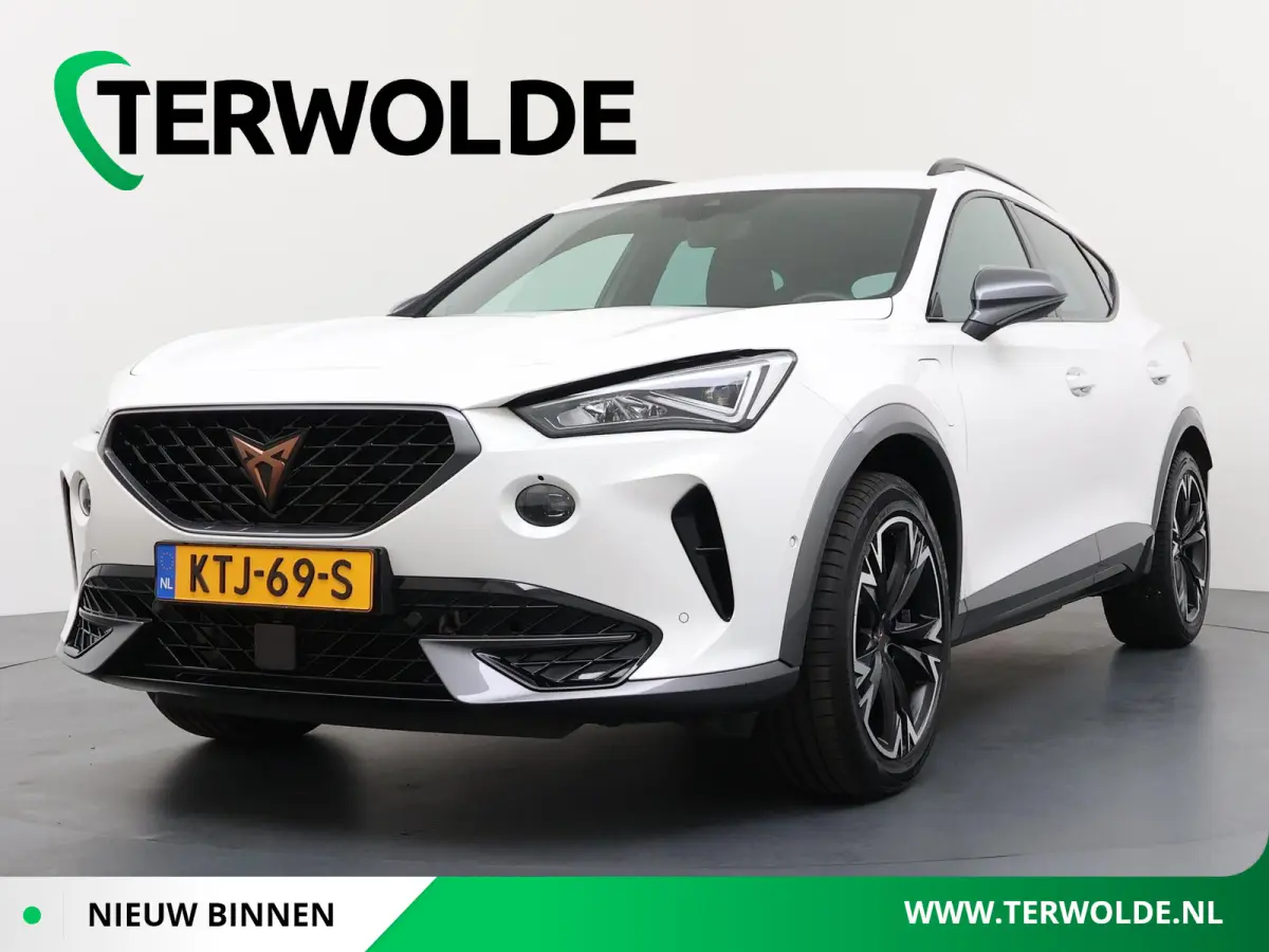 1.4 e-Hybrid Business Edition | Adapt. Cruise | Parkeercamera | Stoelverw. |