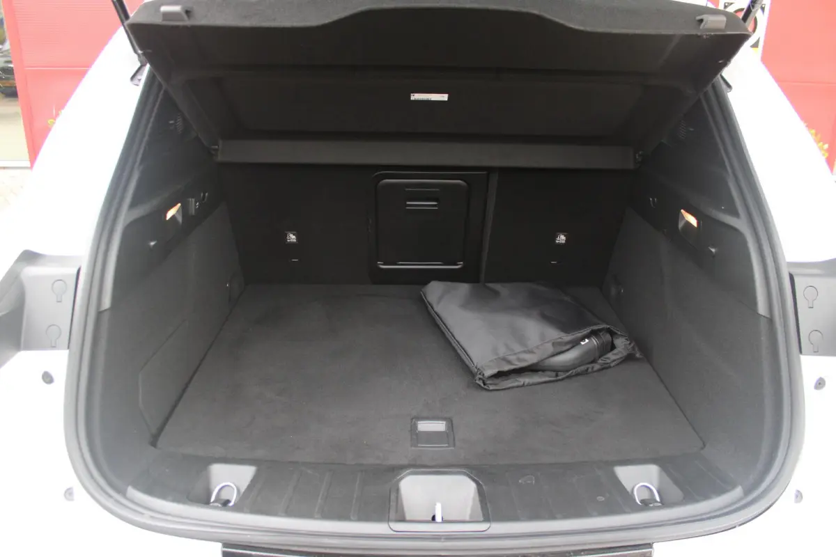 1.3T 280PK PHEV VELOCE | PANORAMISCH SCHUIF/KANTEL DAK | PREMIUM PACK: LEDEREN BEKLEDING/GEVENTILEERDE VOORSTOELEN/4-VOUDIG ELEKTRISCH VERSTELBARE LENDESTEUN VOORSTOELEN/HOOGGLANS ZWARTE RAA