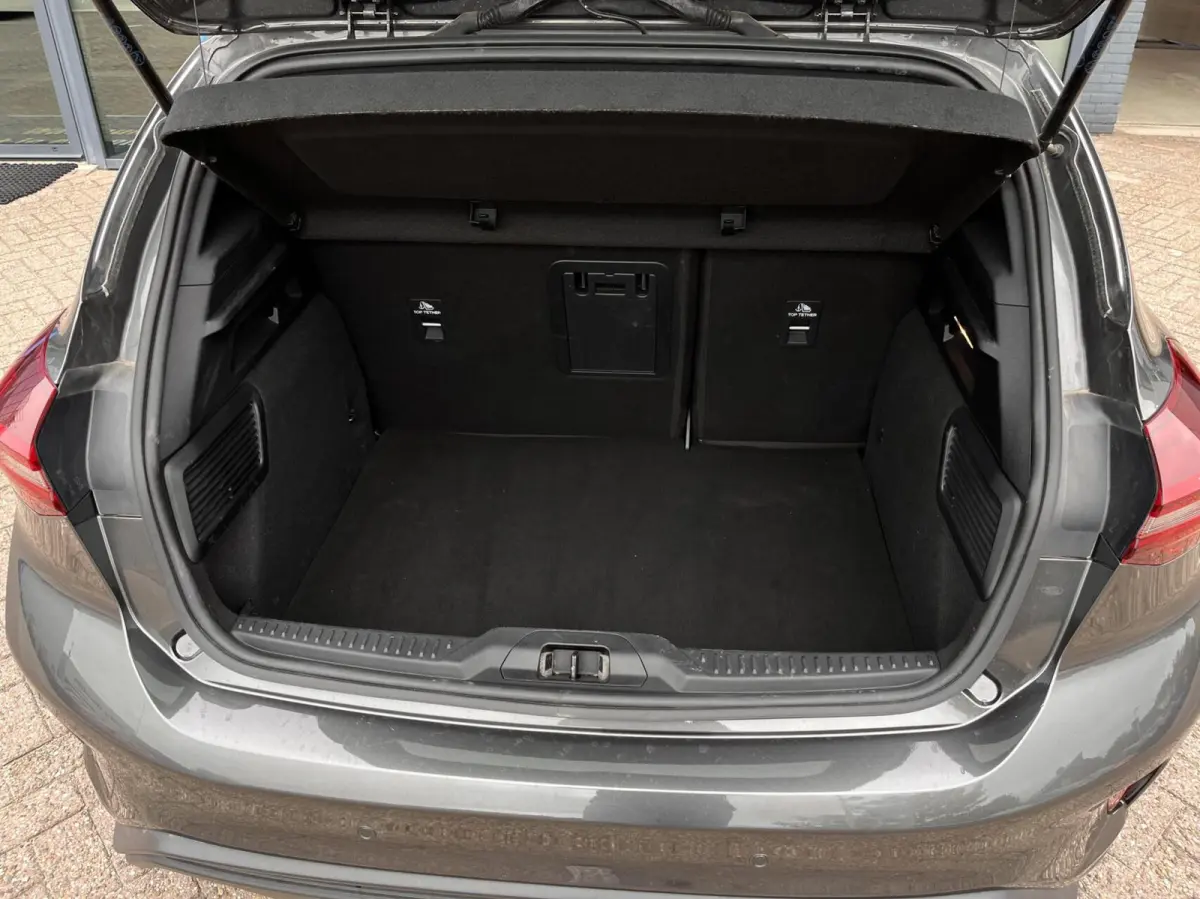 1.0 EcoBoost Hybrid ST Line X 155PK Automaat Winterpack Adaptieve Cruise Camera B&O Navi Parkeersensoren Keyless Climate Privacy Glass *Sportief*