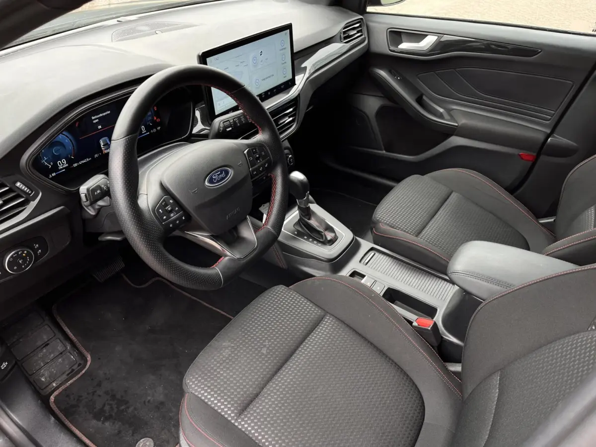 1.0 EcoBoost Hybrid ST Line X 155PK Automaat Winterpack Adaptieve Cruise Camera B&O Navi Parkeersensoren Keyless Climate Privacy Glass *Sportief*