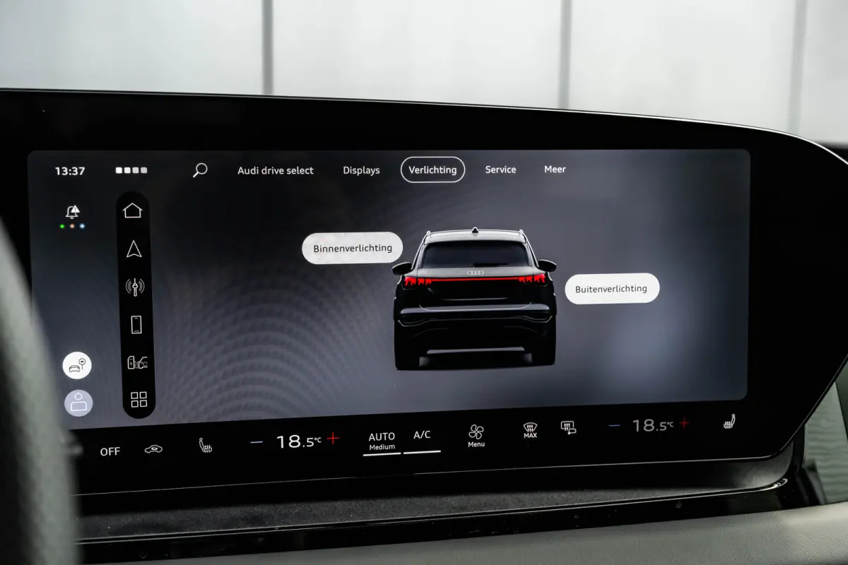 S edition 83 kWh / 252 pk | Adaptive air suspension | Adaptive cruise control | Audi sound system