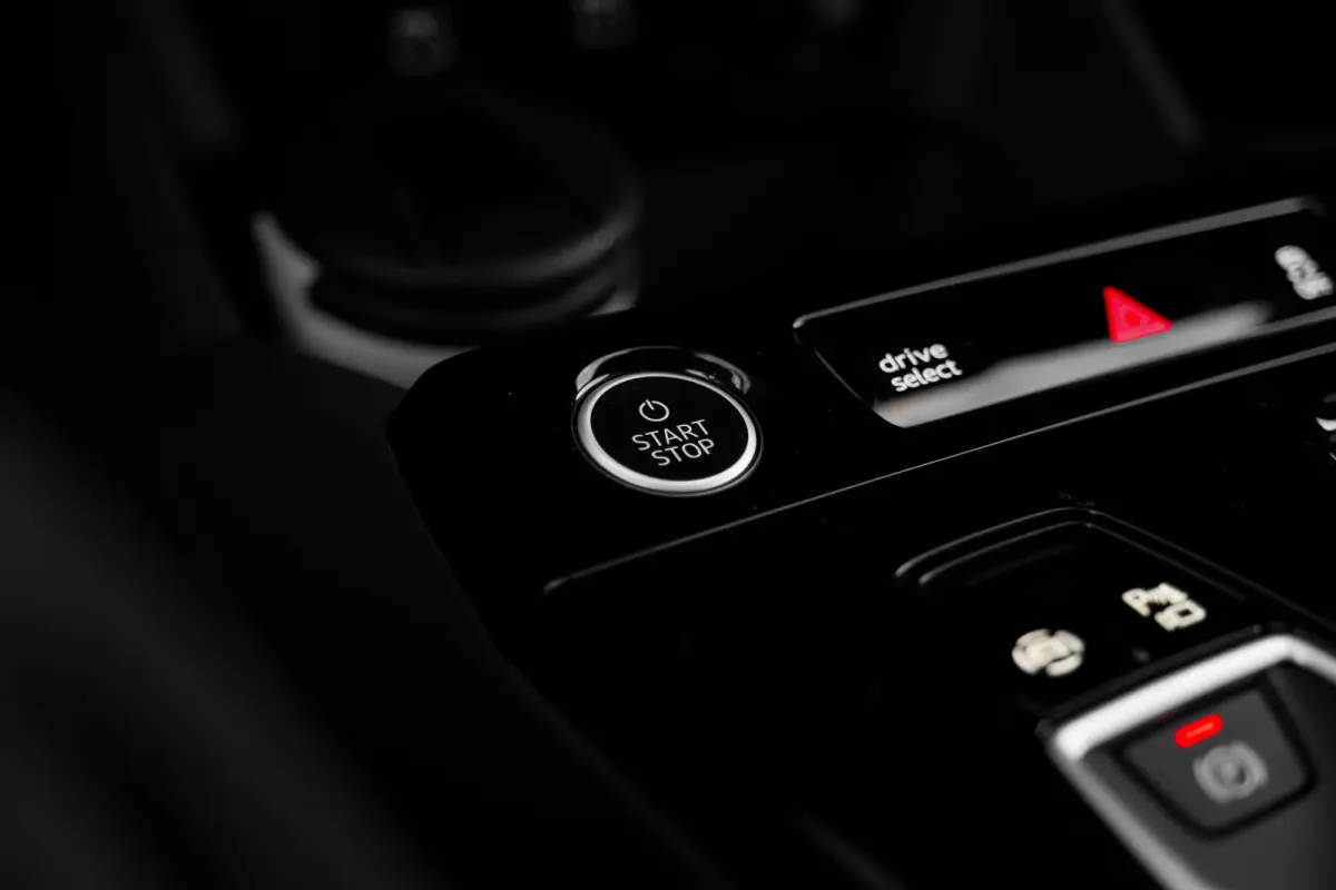 S edition | Adaptive air suspension | Adaptive cruise control | Audi sound system