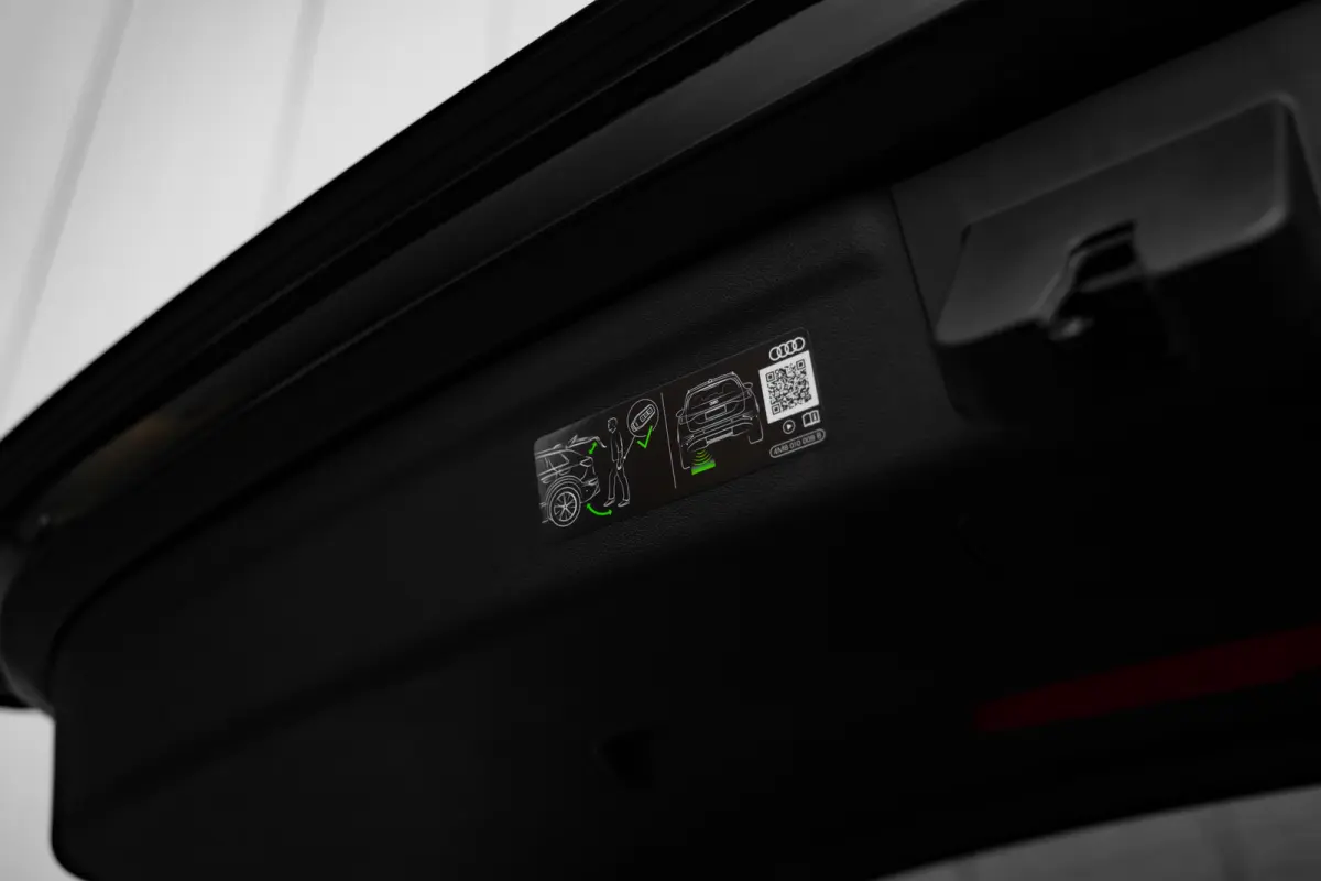 S edition | Adaptive air suspension | Adaptive cruise control | Audi sound system