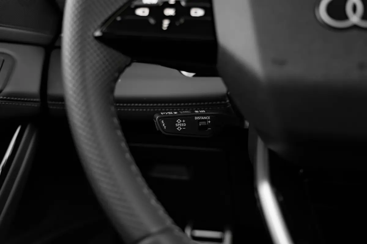 S edition | Adaptive air suspension | Adaptive cruise control | Audi sound system