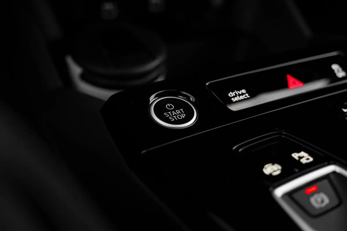 S edition | Adaptive air suspension | Adaptive cruise control | Audi sound system