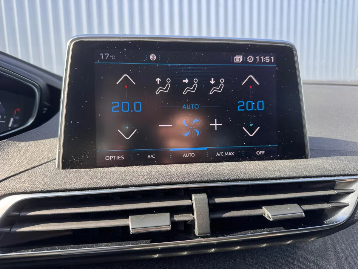 1.6 e-THP Allure | Cruise control | LED dagrijverlichting | LED mistlampen