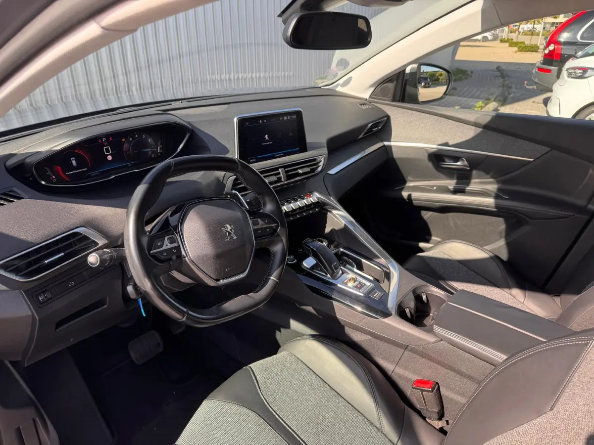 1.6 e-THP Allure | Cruise control | LED dagrijverlichting | LED mistlampen
