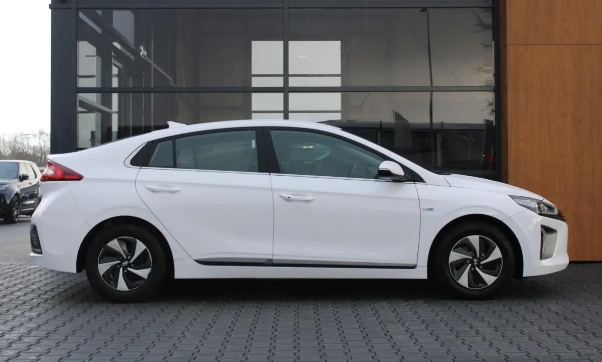 1.6 GDi Hybrid | Adaptief | Infinity Audio | Rijklaarprijs