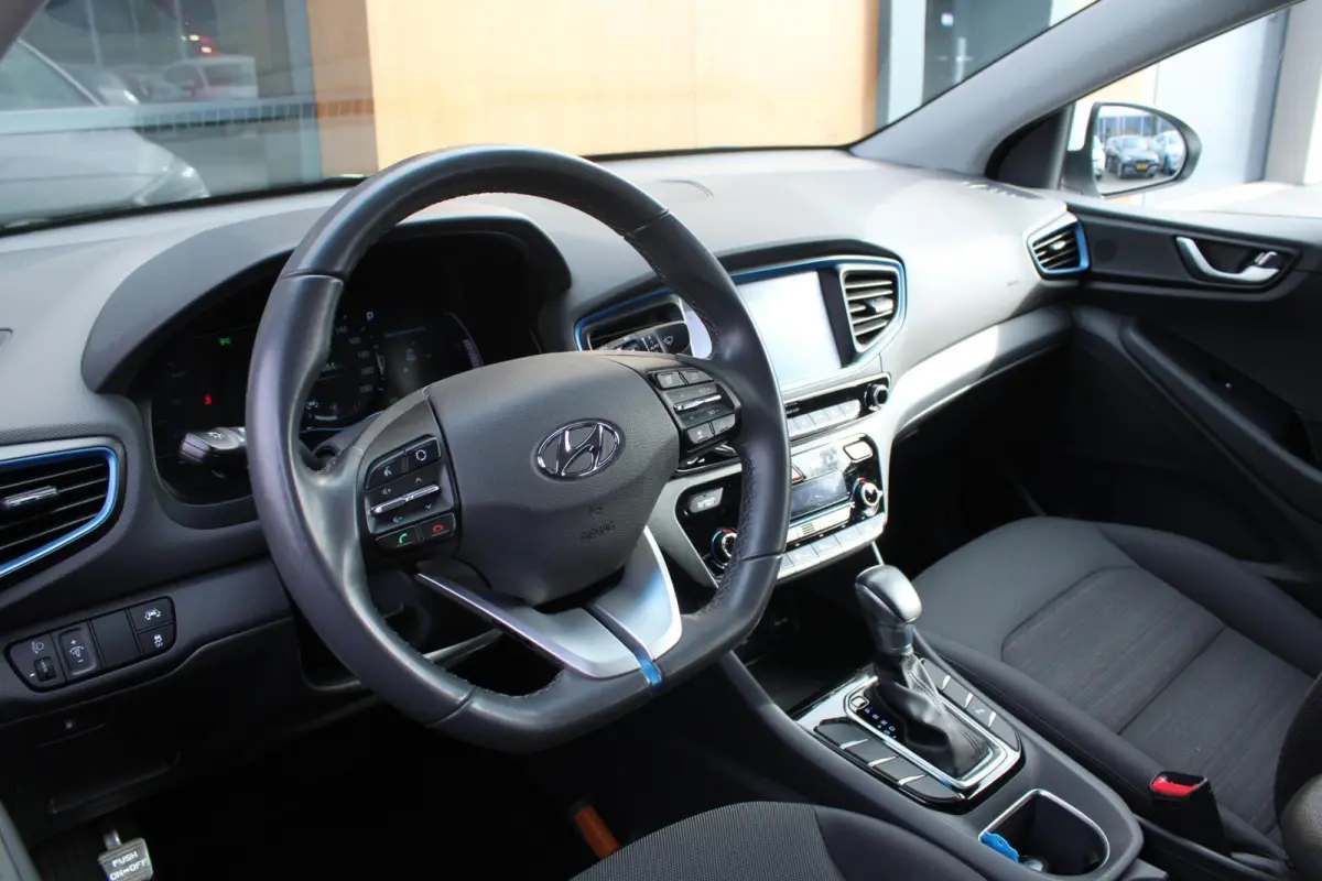 1.6 GDi Hybrid | Adaptief | Infinity Audio | Rijklaarprijs