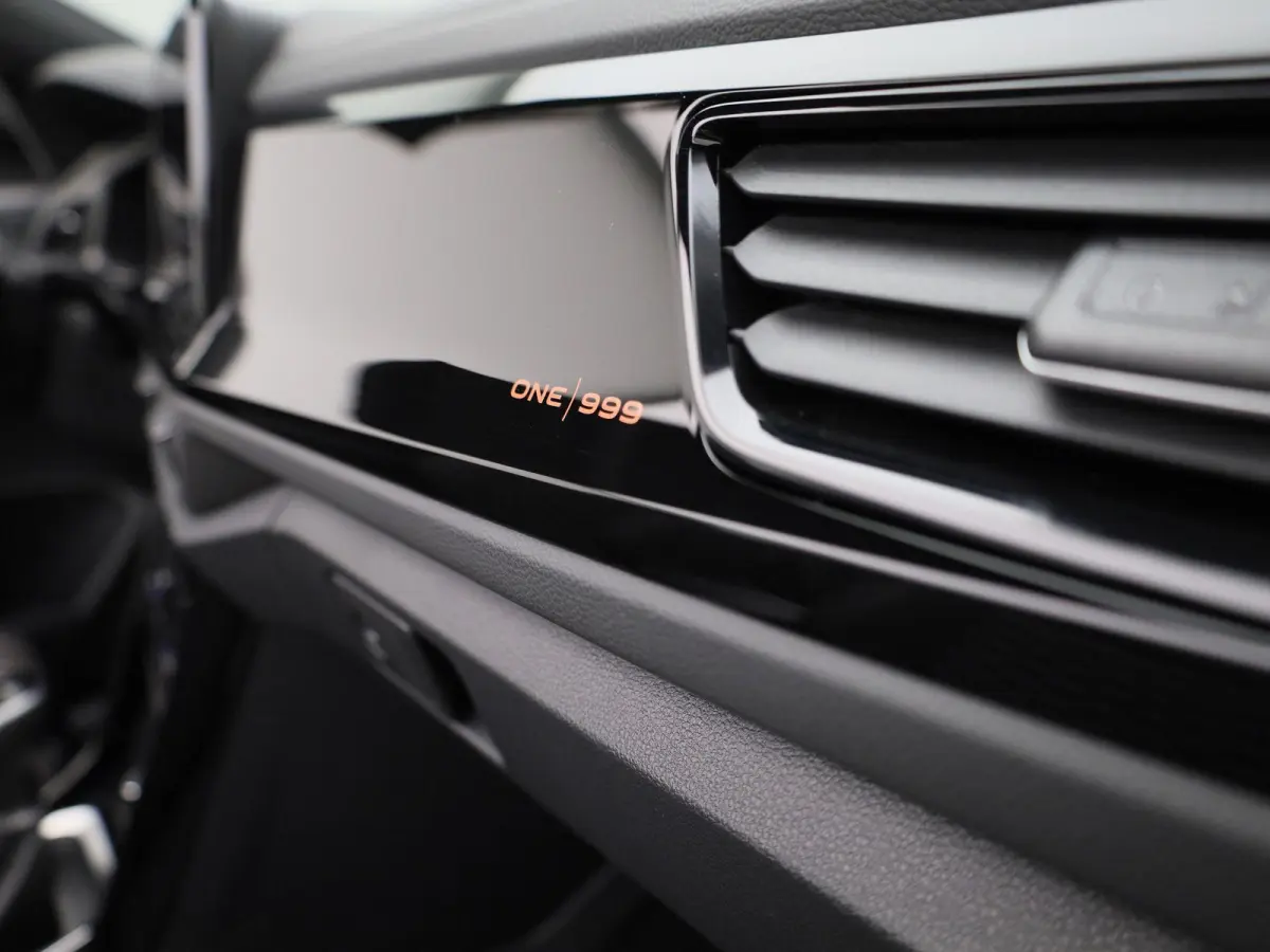 1.5 TSI R-Line 150 PK| Trekhaak Afneembaar | Navigatie Pro | LEDER Interieur | Stoelverwarming | Stuurwielverwarming | Achteruitrijcamera | Dodehoekdetectie | LED Matrix