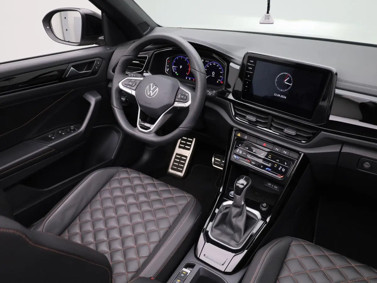 1.5 TSI R-Line 150 PK| Trekhaak Afneembaar | Navigatie Pro | LEDER Interieur | Stoelverwarming | Stuurwielverwarming | Achteruitrijcamera | Dodehoekdetectie | LED Matrix