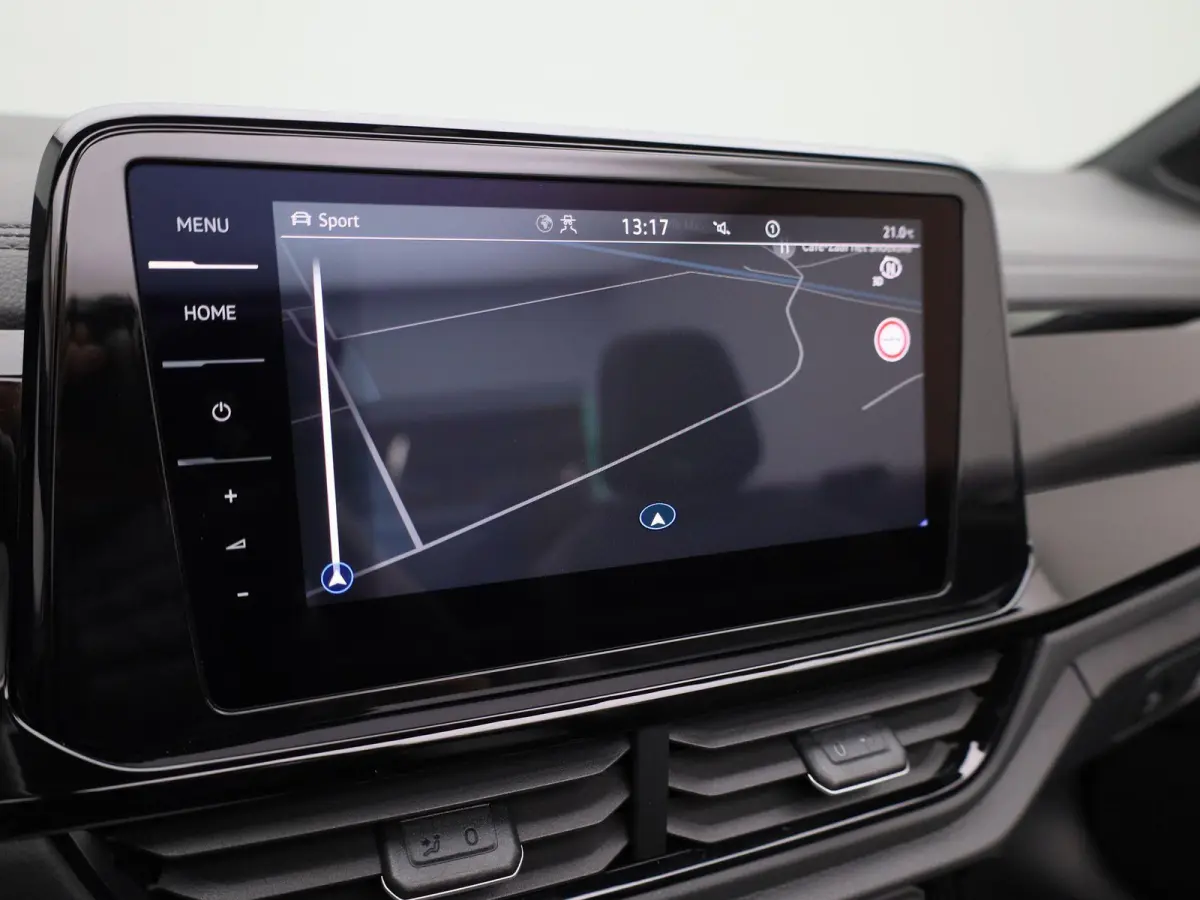 1.5 TSI R-Line 150 PK| Trekhaak Afneembaar | Navigatie Pro | LEDER Interieur | Stoelverwarming | Stuurwielverwarming | Achteruitrijcamera | Dodehoekdetectie | LED Matrix