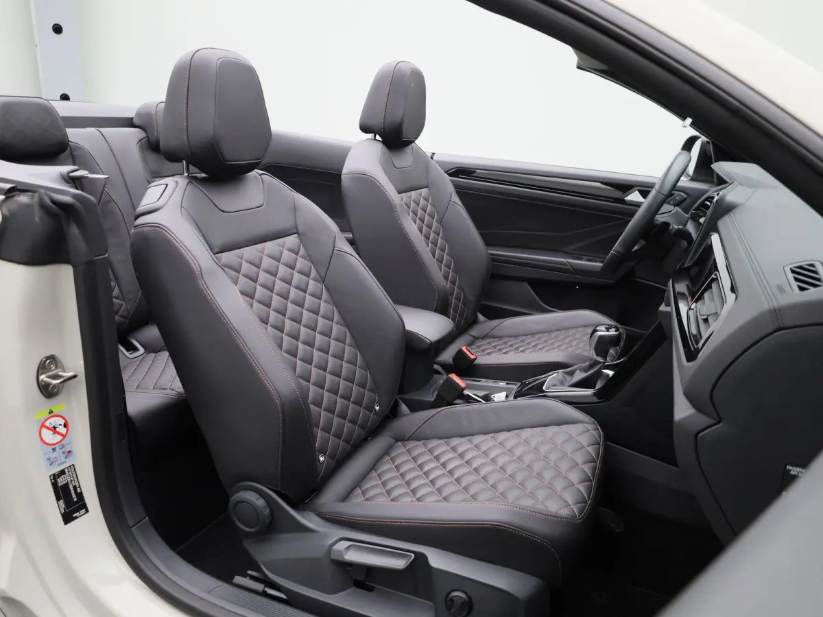 1.5 TSI R-Line 150 PK| Trekhaak Afneembaar | Navigatie Pro | LEDER Interieur | Stoelverwarming | Stuurwielverwarming | Achteruitrijcamera | Dodehoekdetectie | LED Matrix