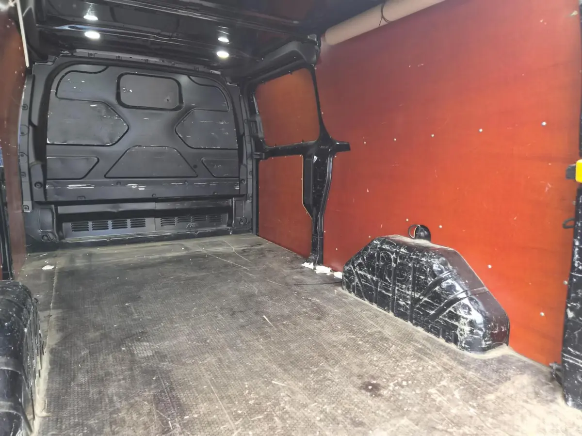 2.0 TDCI L2H1 Airco Navi 170pk Automaat