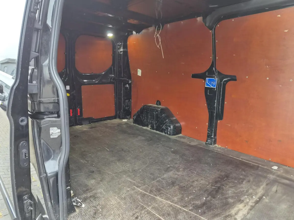 2.0 TDCI L2H1 Airco Navi 170pk Automaat