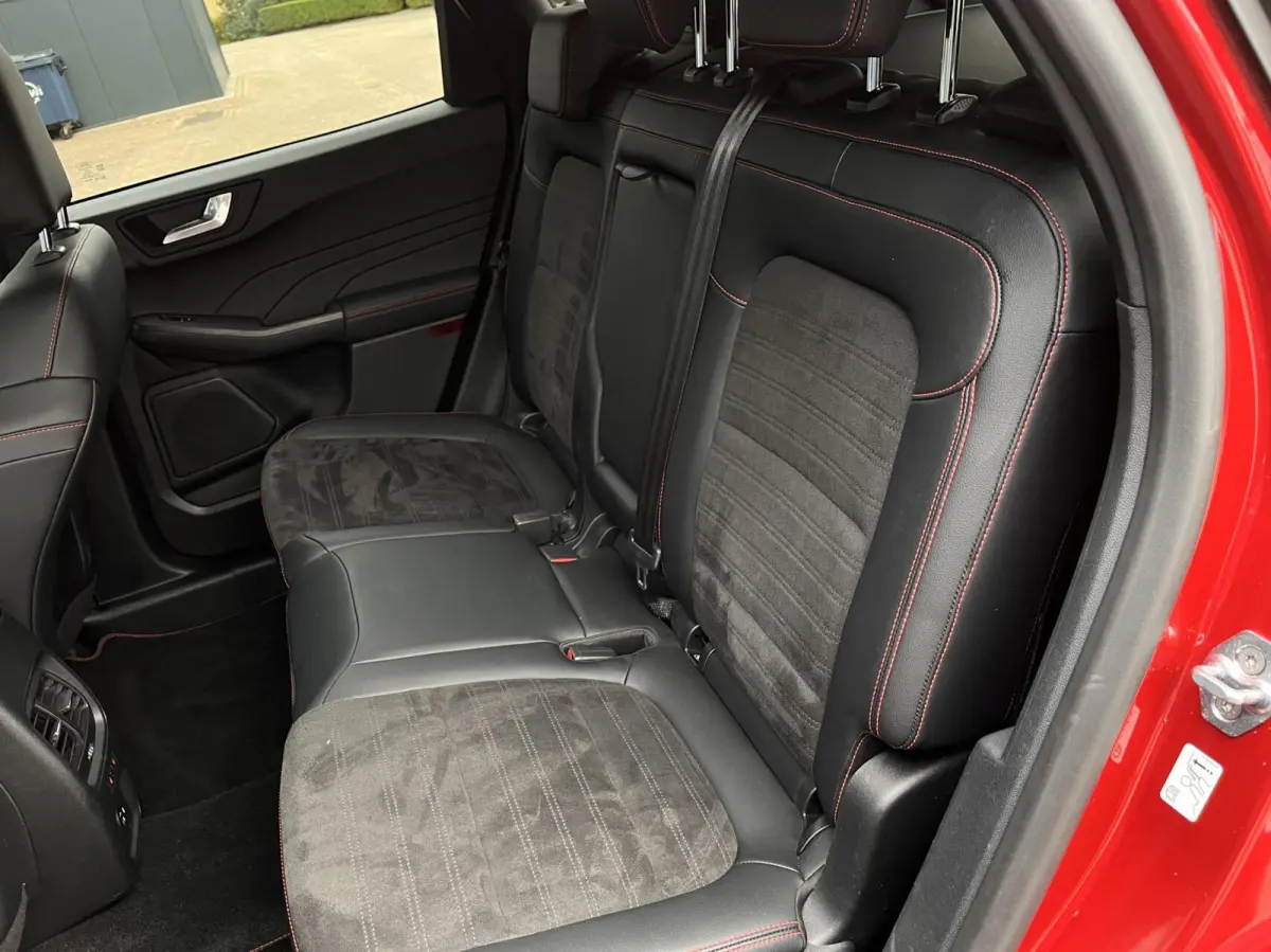 2.5 PHEV ST-Line X 225PK Elek. Trekhaak Winterpack Adaptieve Cruise Navi Camera B&O Climate Keyless Privacy Glass 19'' Velgen *1500KG Trekgewicht*