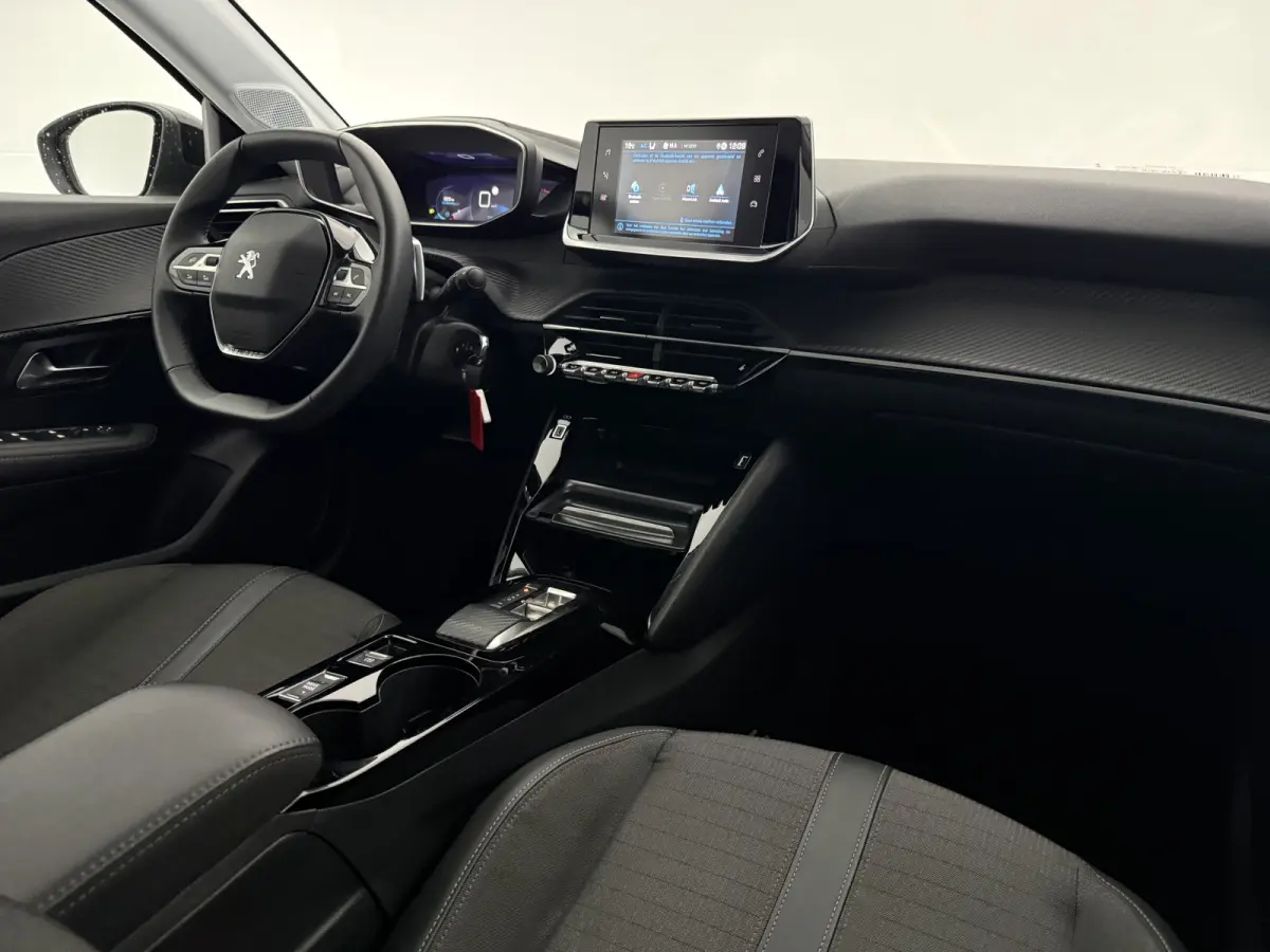1.2 PureTech Allure Pack | Camera | Virtual | Carplay | LED | Parkeersens. | NAP