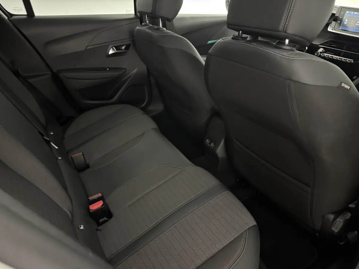 1.2 PureTech Allure Pack | Camera | Virtual | Carplay | LED | Parkeersens. | NAP