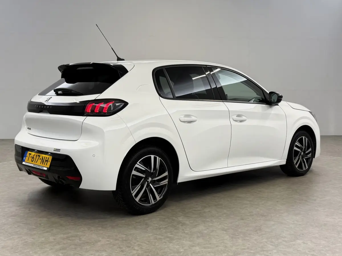 1.2 PureTech Allure Pack | Camera | Virtual | Carplay | LED | Parkeersens. | NAP