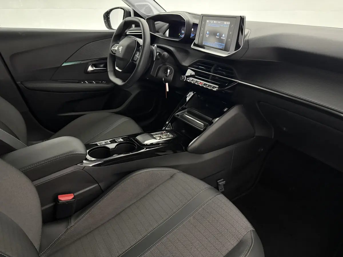 1.2 PureTech Allure Pack | Camera | Virtual | Carplay | LED | Parkeersens. | NAP