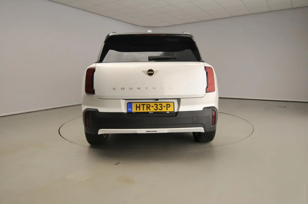 1.5 C Classic M Plus | Trekhaak | Panoramadak | Comfort Access | Head-Up | Verstelbare Achterbank | Stoelverwarming | Stuurverwarming | Parking Assistant |