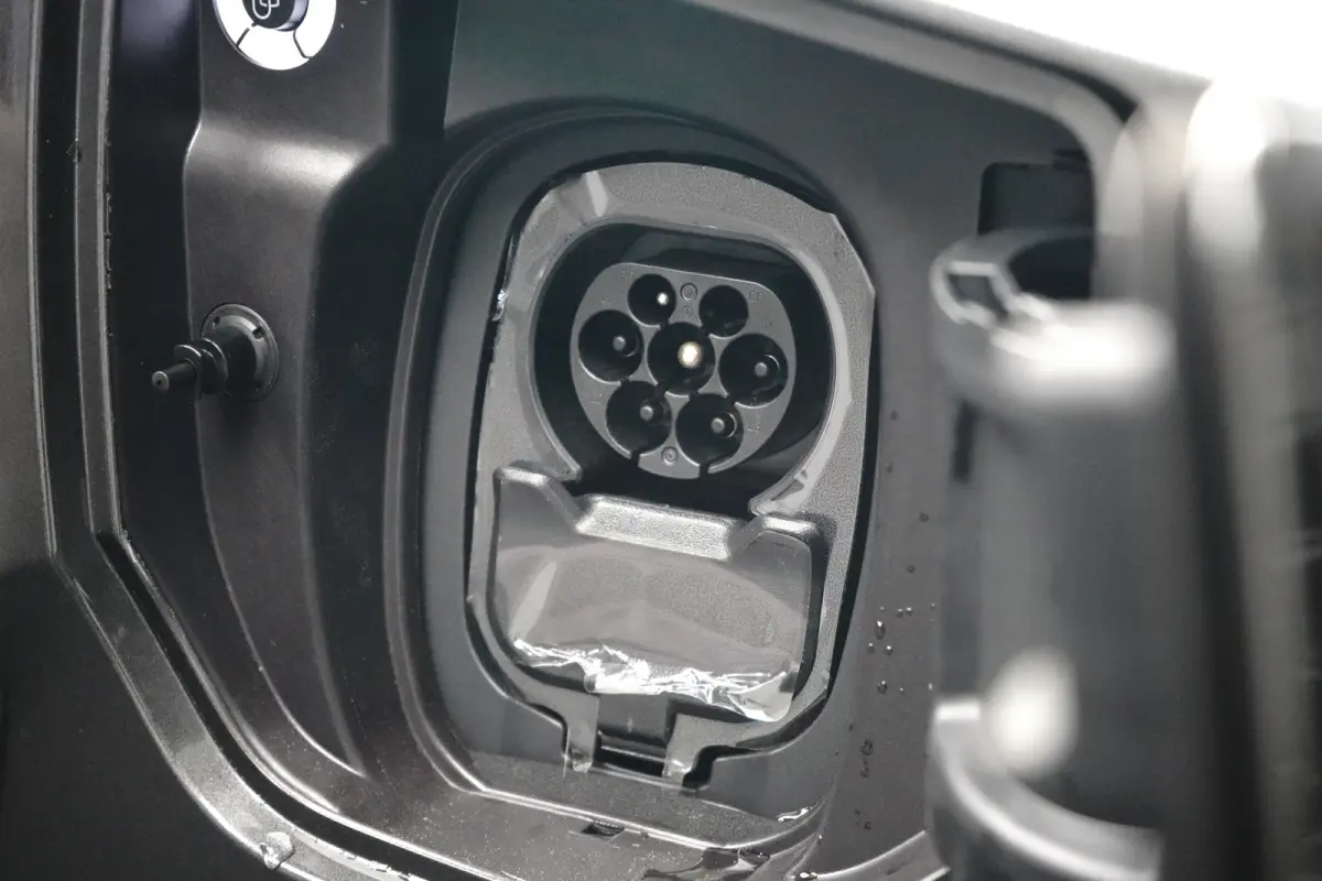 340 L2H1 Limited 71 kWh