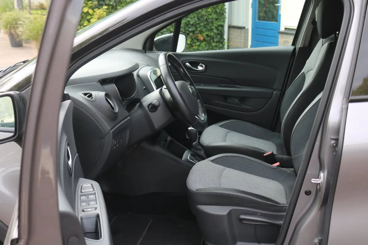 Captur TCe Intens 1e Eigenaar