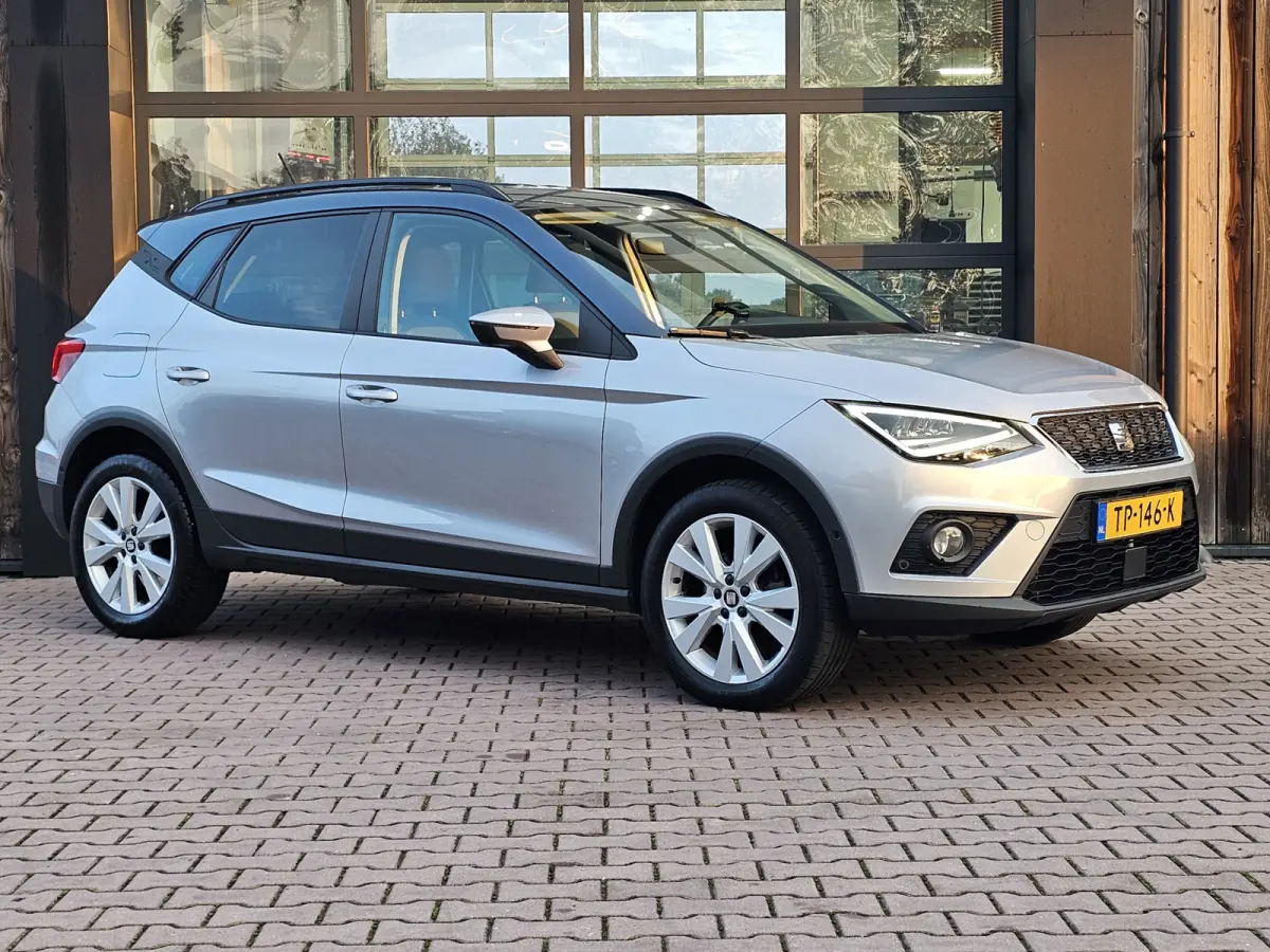1.0 TSI Style Business Intense | Automaat | LED | Camera | ACC | Full Link | Park Assist | Twotone | Climatronic | Navi |