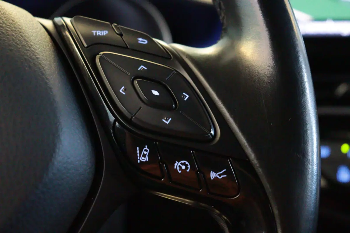 1.8 Hybrid | TWO-TONE | CAMERA | STOELVERW | LANE-ASSIST | TREKHAAK |