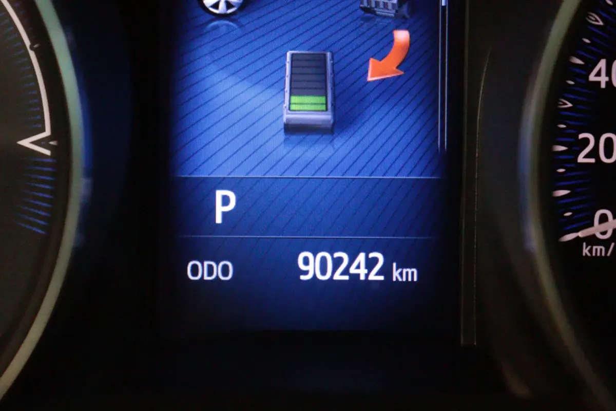 1.8 Hybrid | TWO-TONE | CAMERA | STOELVERW | LANE-ASSIST | TREKHAAK |
