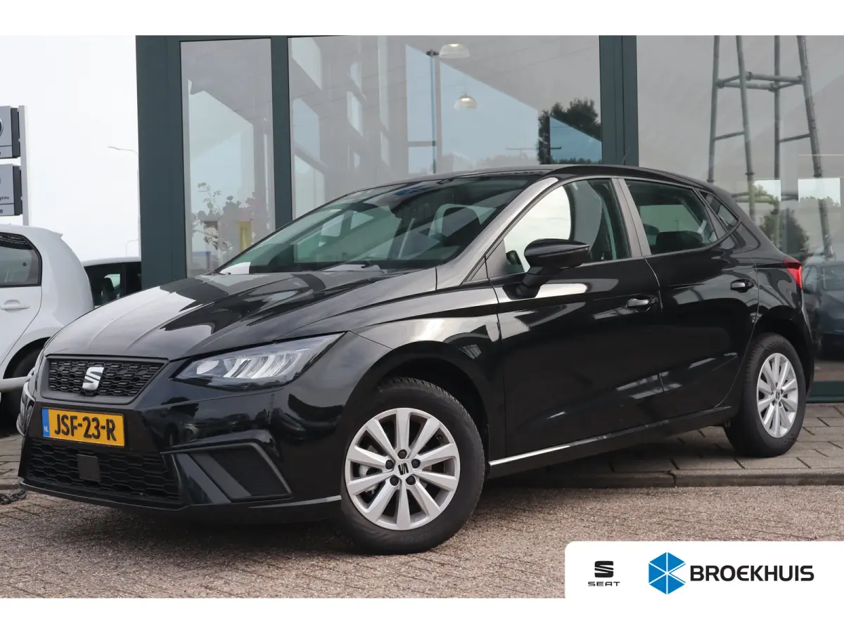 Style 95PK | Automatisch dimmende binnenspiegel | Cruise Control | Draadloze Apple CarPlay™, Android Auto™