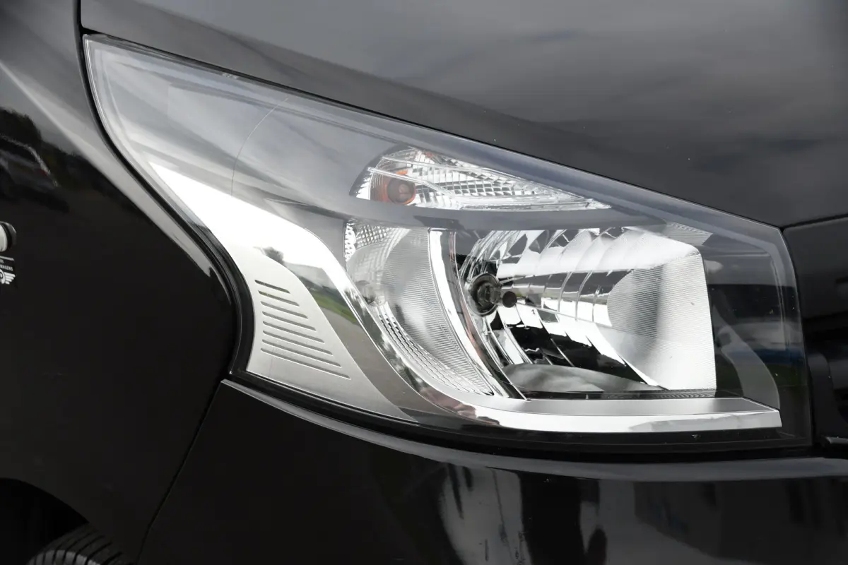 1.6 dCi T29 L2H1 Luxe Black Edition Camera, Cruise, Multimedia, 125pk, Trekhaak, Airco, Uniek!