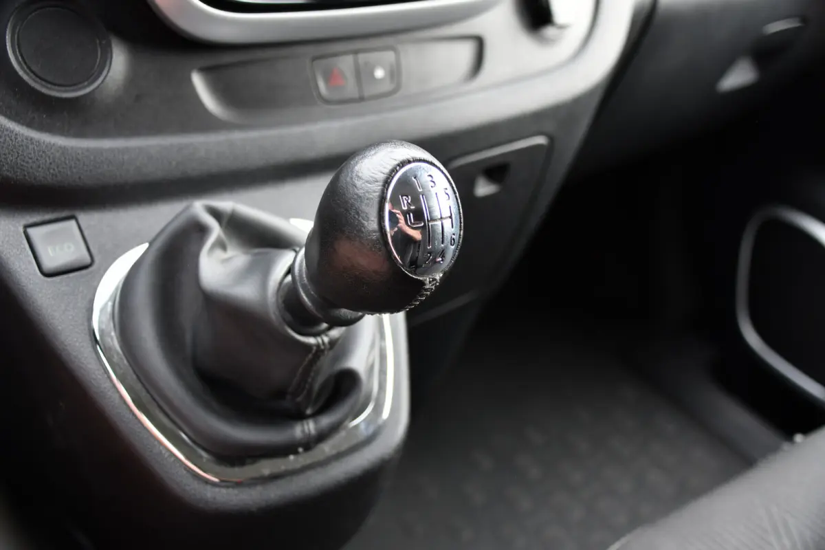 1.6 dCi T29 L2H1 Luxe Black Edition Camera, Cruise, Multimedia, 125pk, Trekhaak, Airco, Uniek!