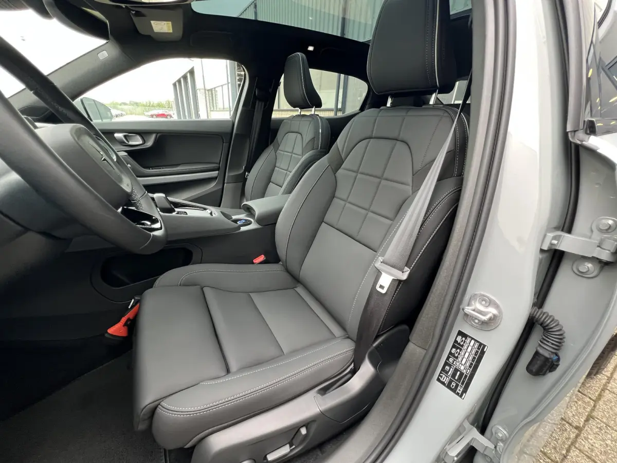 Long Range Single Motor Prime 82 kWh Panoramadak / comfortstoelen/ apple carplay / google