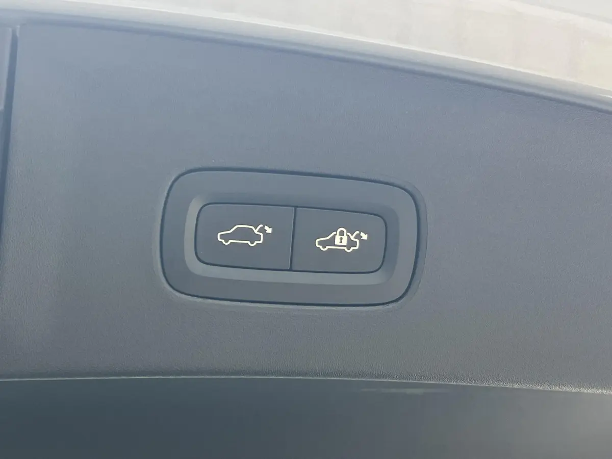 Long Range Single Motor Prime 82 kWh Panoramadak / comfortstoelen/ apple carplay / google