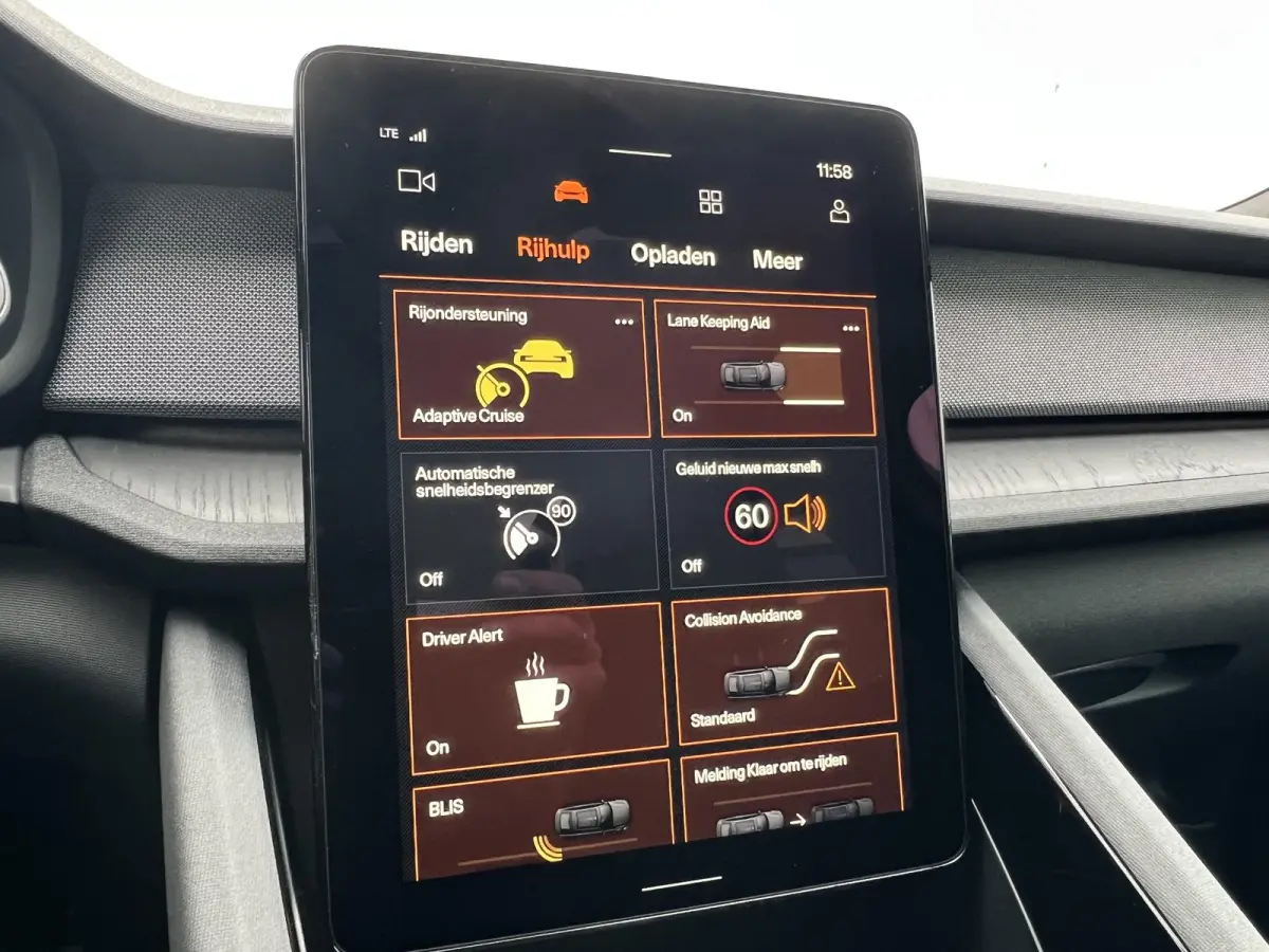 Long Range Single Motor Prime 82 kWh Panoramadak / comfortstoelen/ apple carplay / google