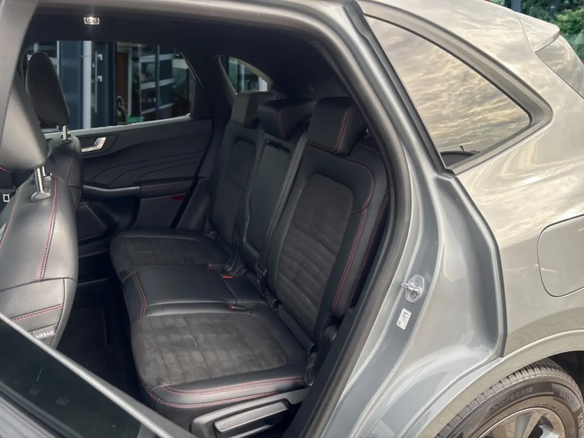 1.5 EcoBoost ST-LINE X CAMERA/HALF-LEDER/ELEK-KLEP/HUD/B&O/ACC/STOELVERW