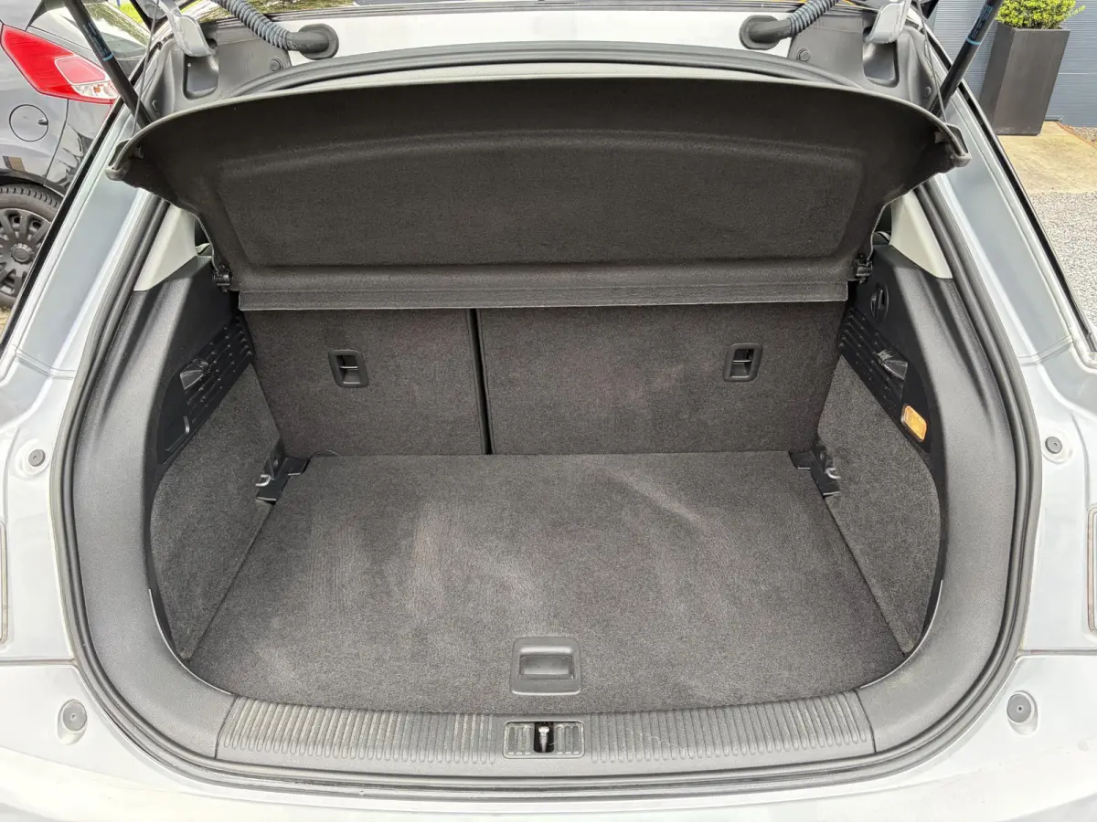 1.0 TFSI Advance ✓1e Eigenaar✓Net beurt gehad✓Navi✓Keyless✓Clima✓Cruise✓17'' Lm velgen✓5 Deurs✓95pk✓Pdc✓N.A.P✓Apk tot 01-2027