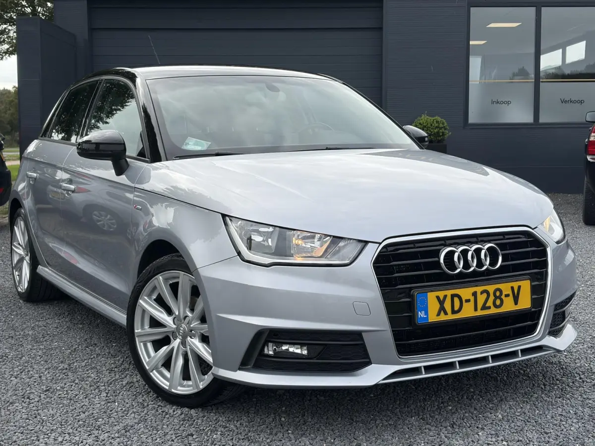 1.0 TFSI Advance ✓1e Eigenaar✓Net beurt gehad✓Navi✓Keyless✓Clima✓Cruise✓17'' Lm velgen✓5 Deurs✓95pk✓Pdc✓N.A.P✓Apk tot 01-2027