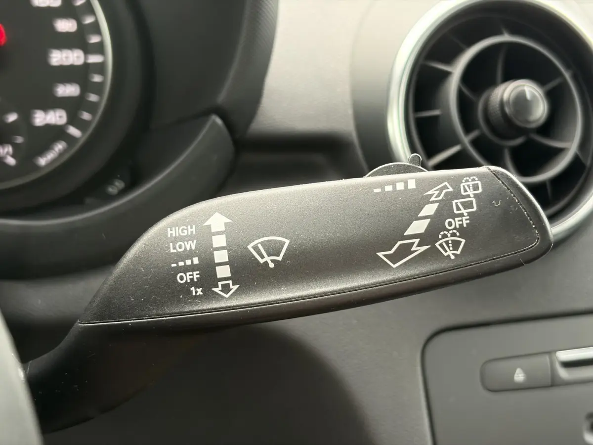 1.0 TFSI Advance ✓1e Eigenaar✓Net beurt gehad✓Navi✓Keyless✓Clima✓Cruise✓17'' Lm velgen✓5 Deurs✓95pk✓Pdc✓N.A.P✓Apk tot 01-2027