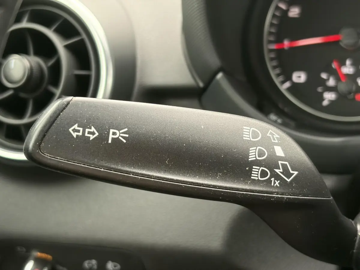 1.0 TFSI Advance ✓1e Eigenaar✓Net beurt gehad✓Navi✓Keyless✓Clima✓Cruise✓17'' Lm velgen✓5 Deurs✓95pk✓Pdc✓N.A.P✓Apk tot 01-2027