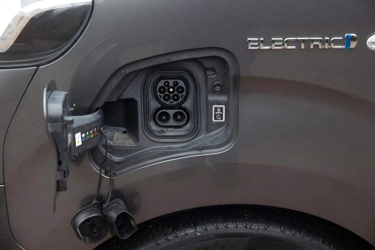 Shuttle Extra Range 75 kWh 8-Persoons