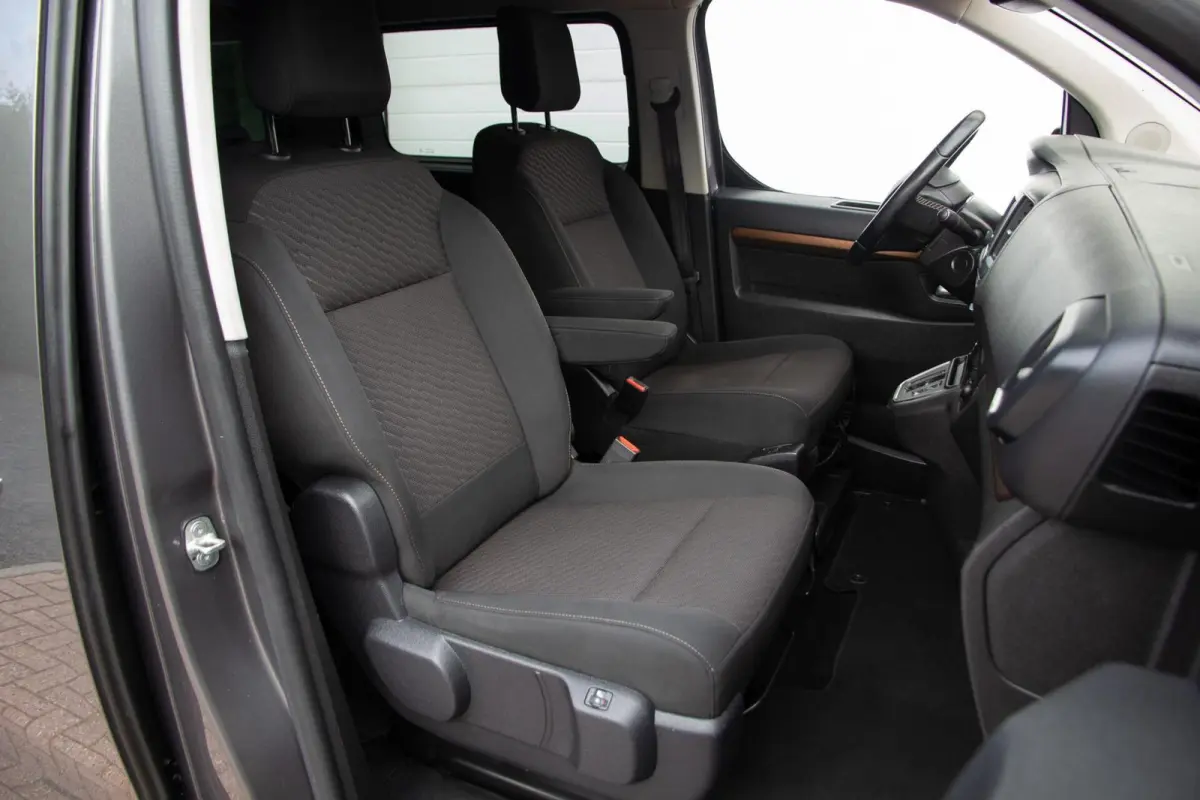 Shuttle Extra Range 75 kWh 8-Persoons