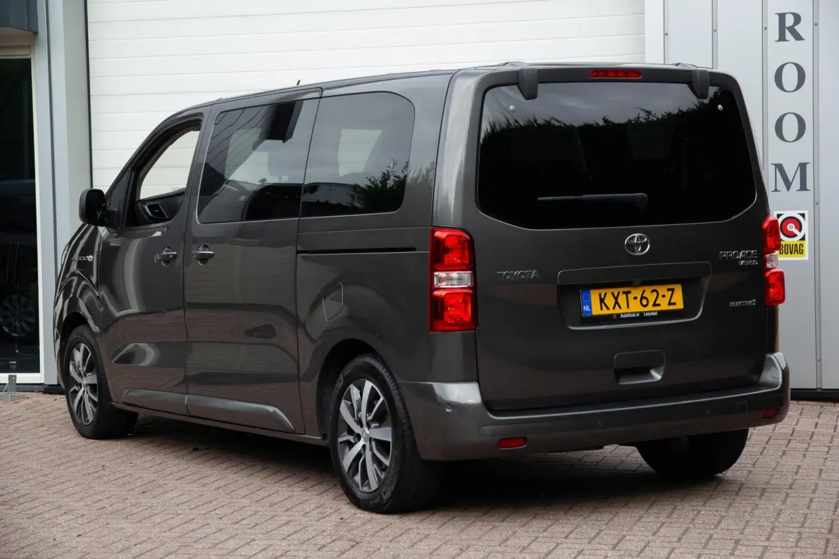 Shuttle Extra Range 75 kWh 8-Persoons