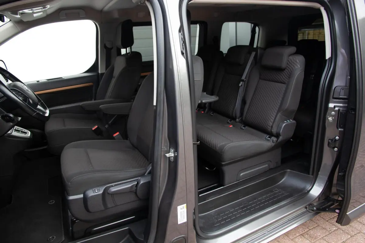 Shuttle Extra Range 75 kWh 8-Persoons