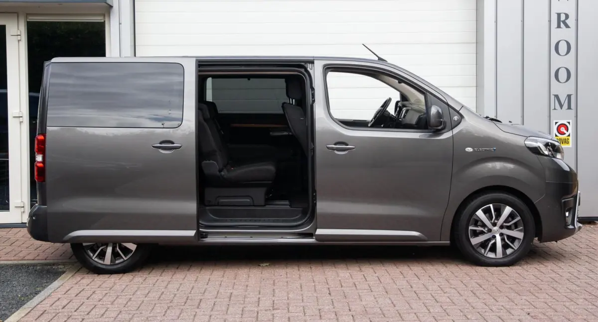 Shuttle Extra Range 75 kWh 8-Persoons