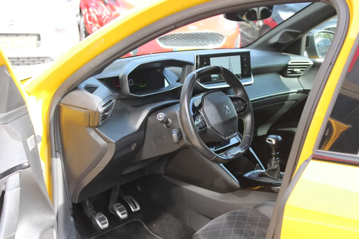 1.2 PureTech GT Pack