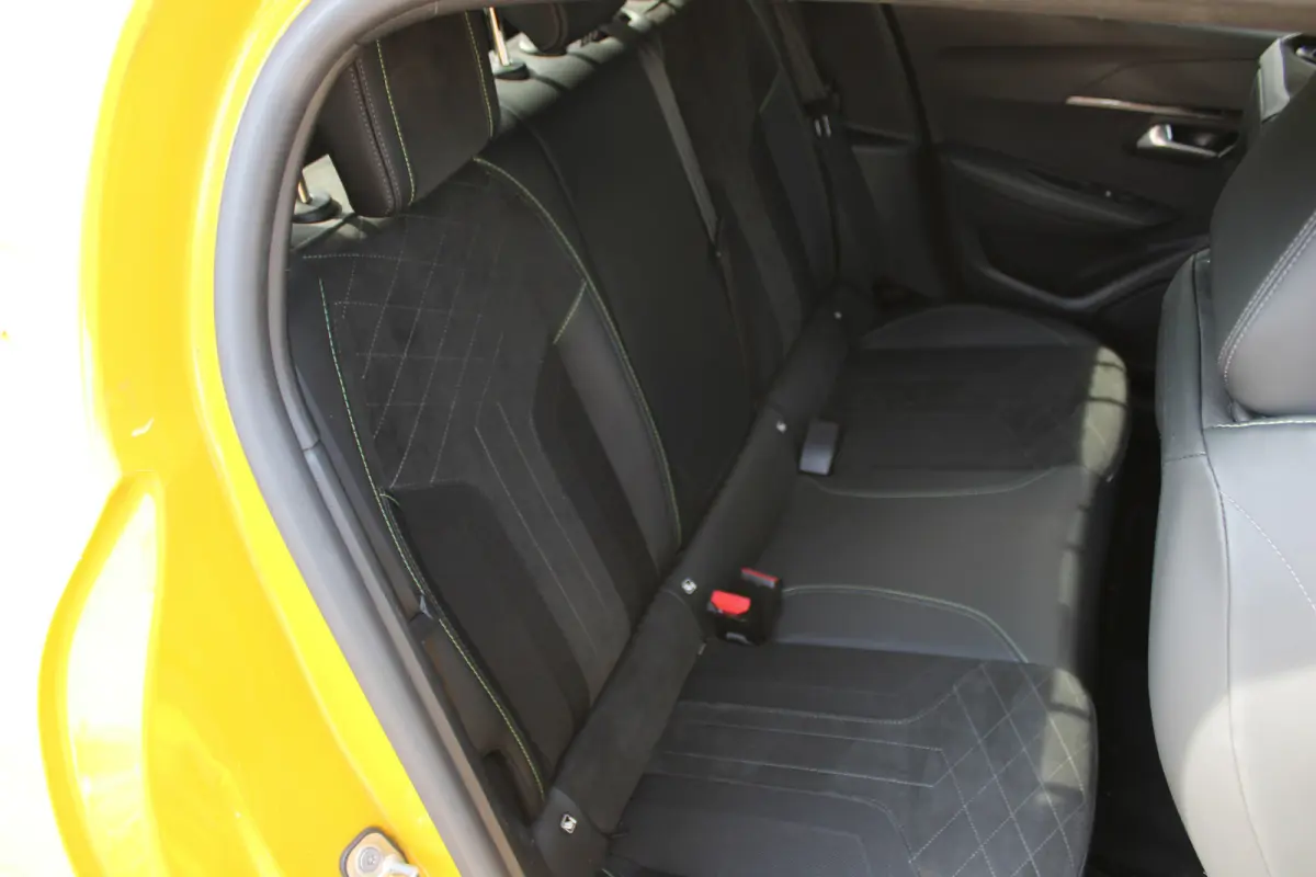 1.2 PureTech GT Pack